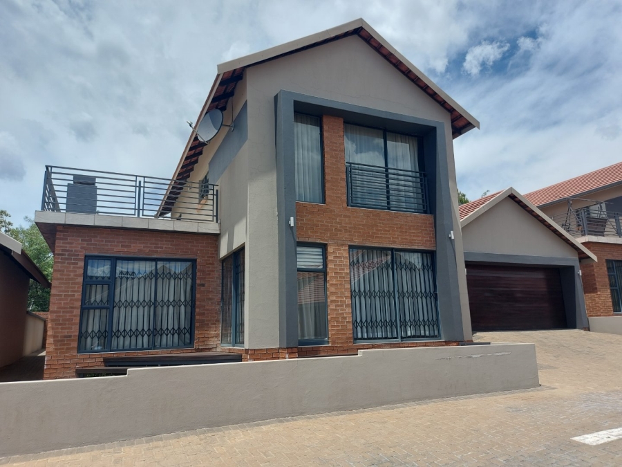 3 Bedroom Property for Sale in Wild Olive Estate Free State